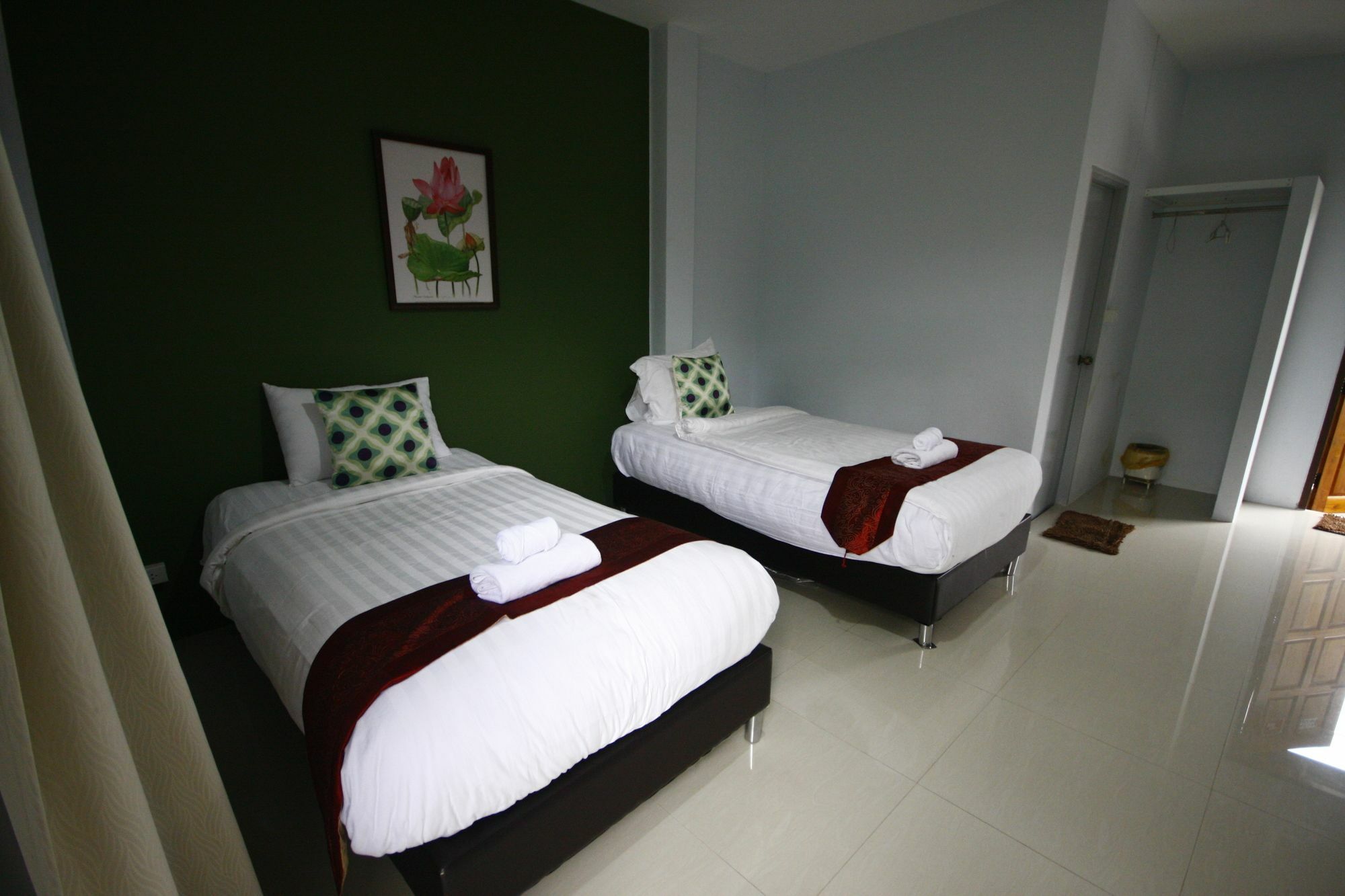 Long Lake Resort Chonburi Eksteriør billede