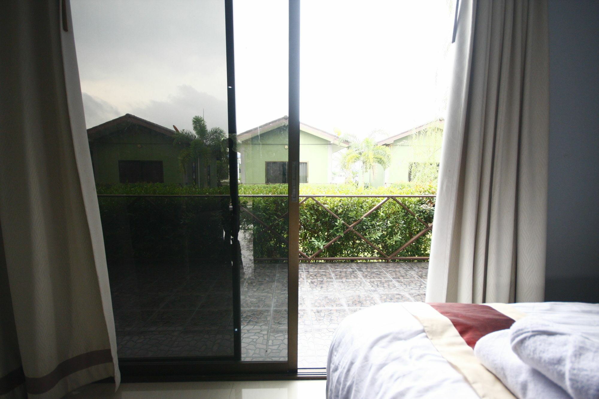 Long Lake Resort Chonburi Eksteriør billede